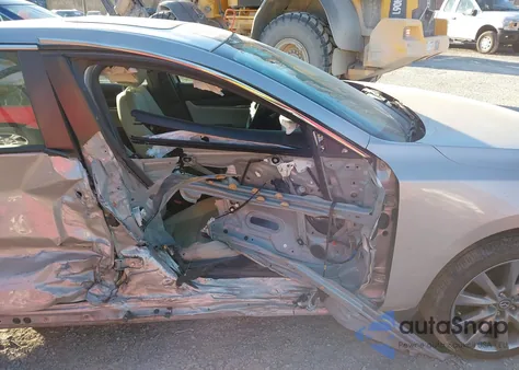 2023 Mazda Mazda3 2.5 S Preferred из США, поврежденный, VIN 3MZBPACM2PM366975